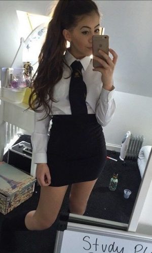 Nesletter spankred3d's schoolgirl spanking fans