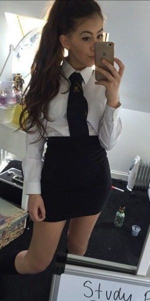 Nesletter spankred3d's schoolgirl spanking fans